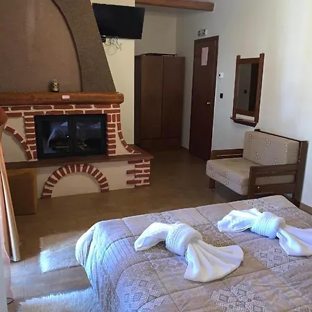 Nifada Tou Vorra Pensión Agios Athanasios (Pella)